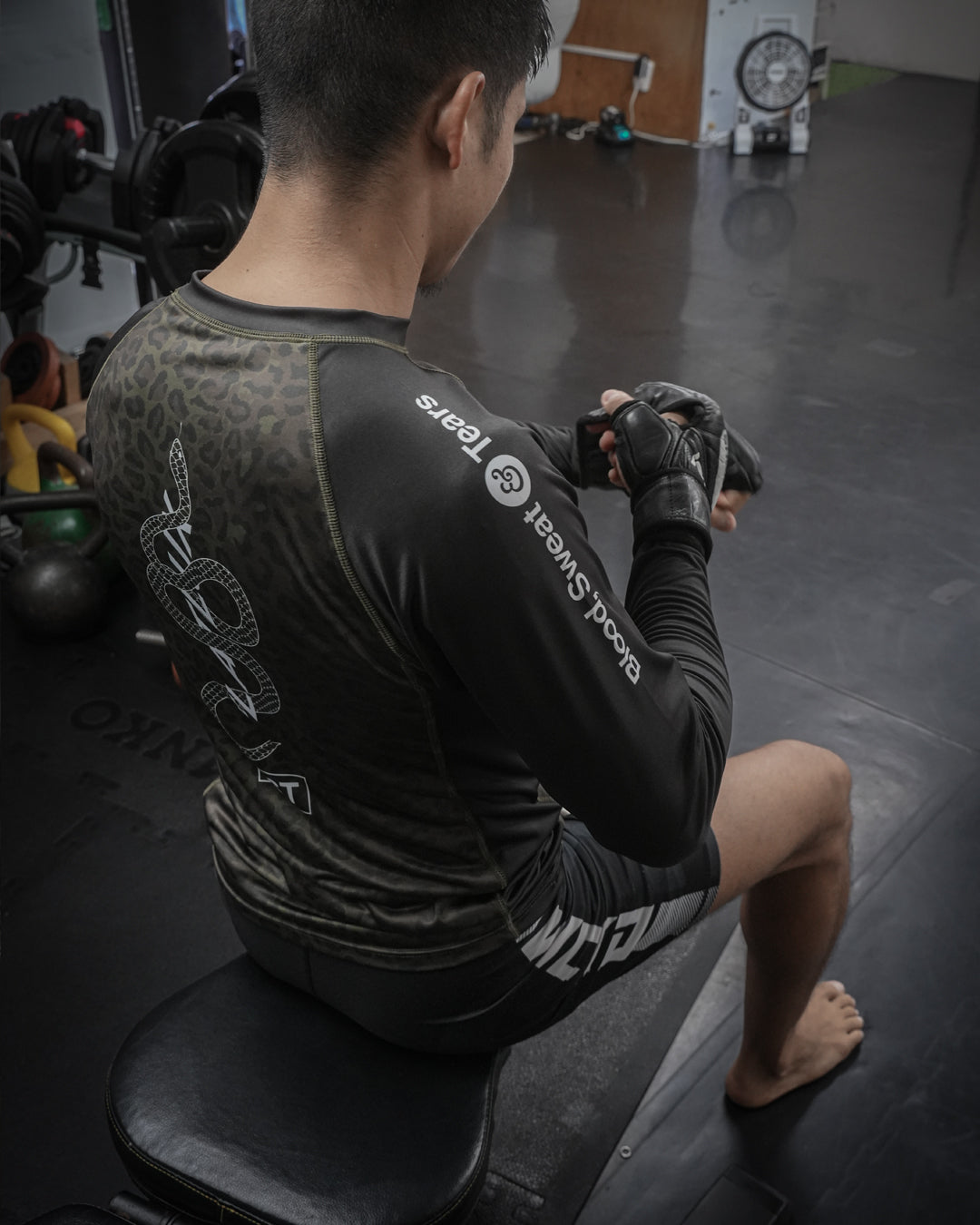 FLATLUX BST - OG Ss Rashguard leopard camo