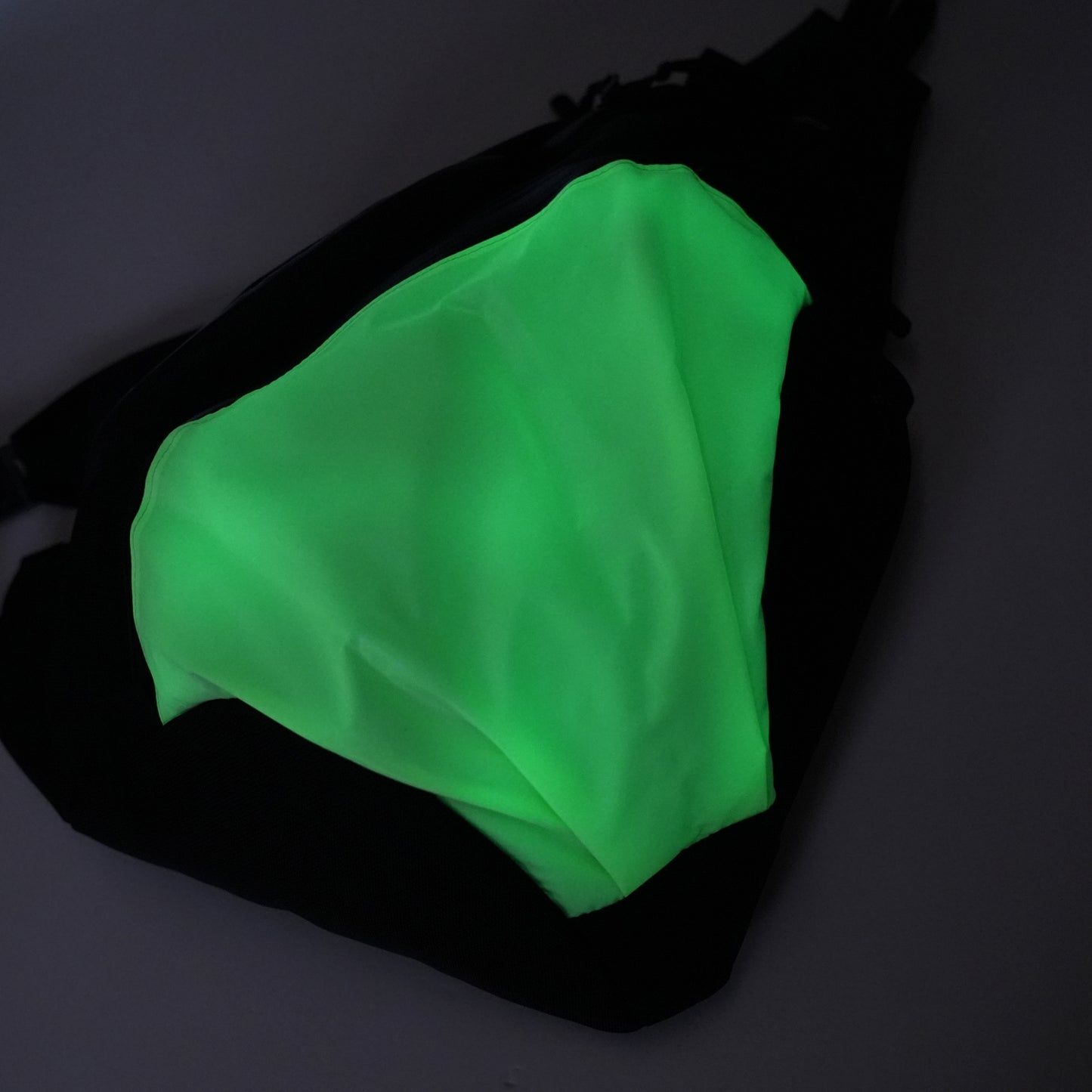 resmildiv x FLATLUX - Days Sling Bag "ref and glow"