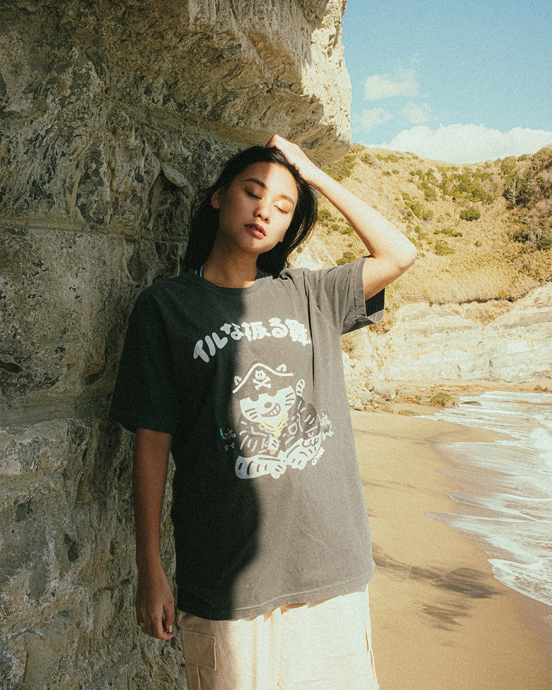 Charr Morita x FLATLUX - Nyanpiece Tee